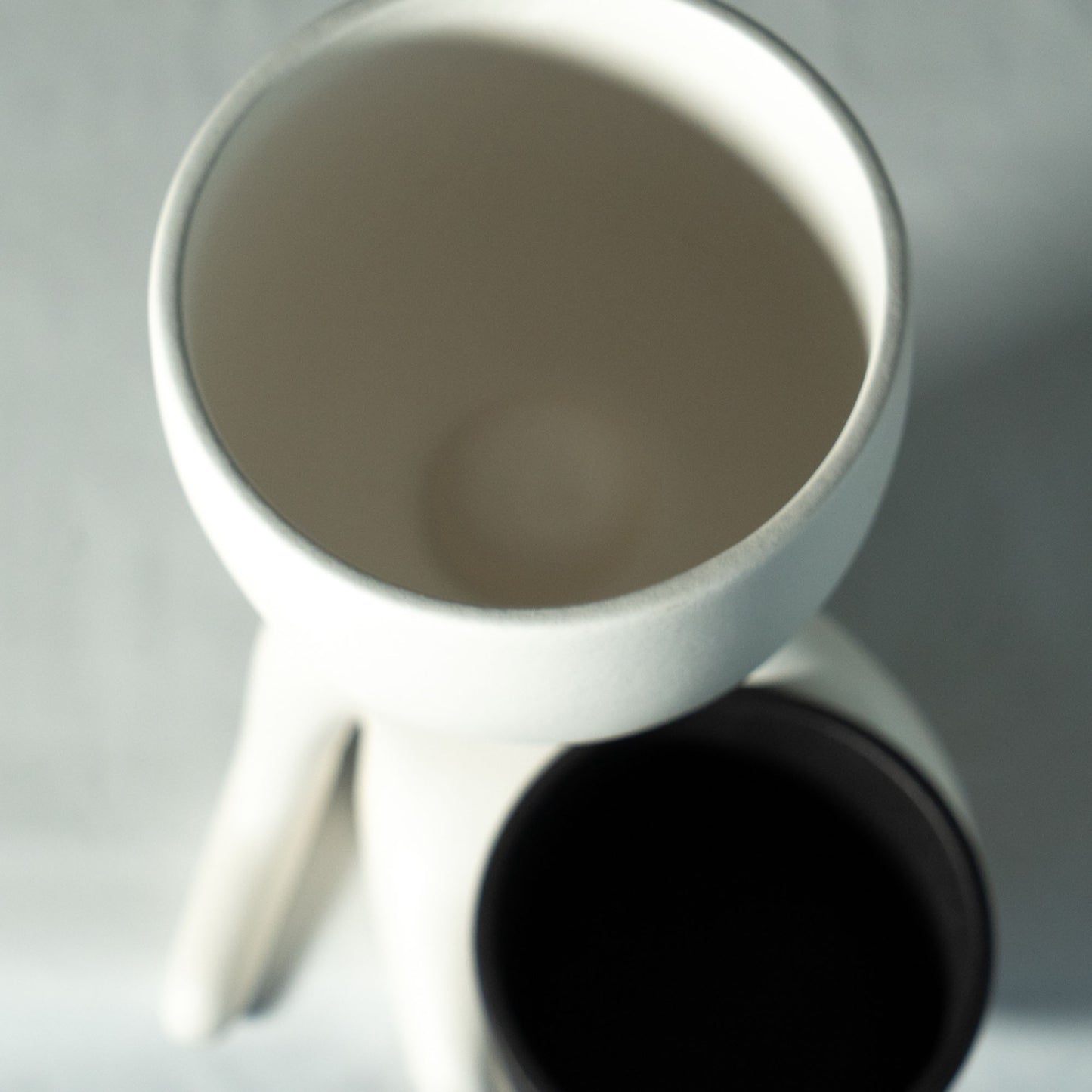 人型 フラワーポット「DÉCOR HUMAN」 植木鉢 セラミック製 モノトーン ユニーク