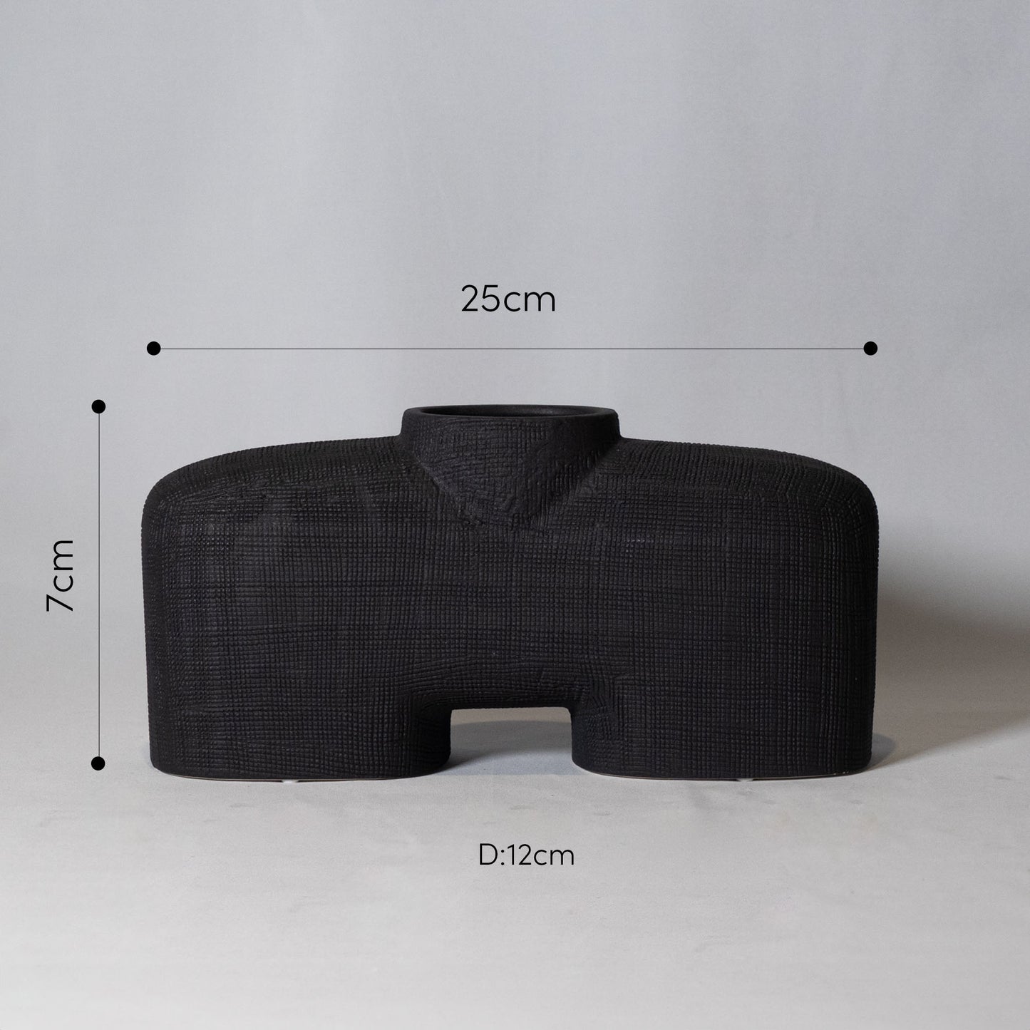 【アウトレット】個性的 フラワーベース「SKYLER VASE」おしゃれ 花瓶 セラミック製 ミニマルデザイン