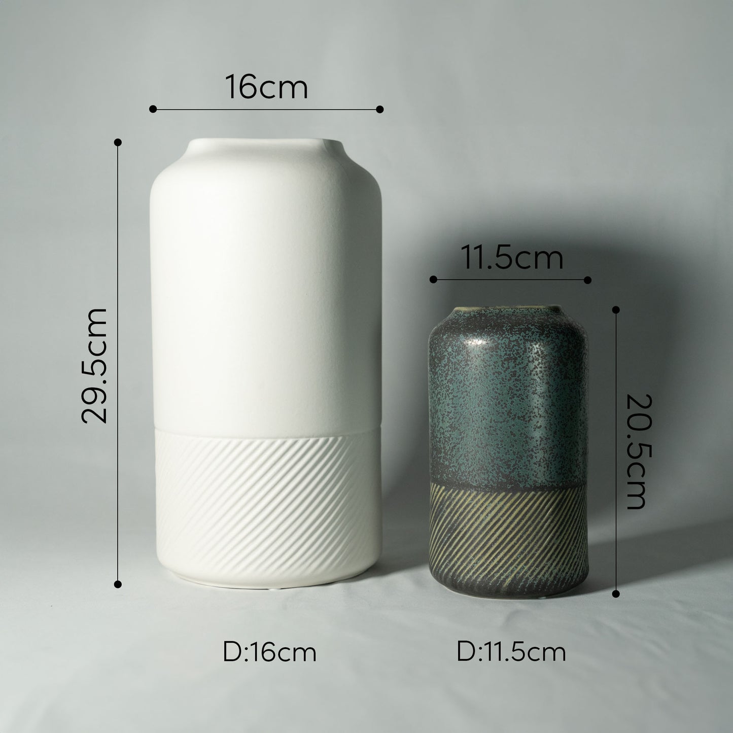 シンプル フラワーベース「TANGENT」 花瓶 セラミック製 個性的