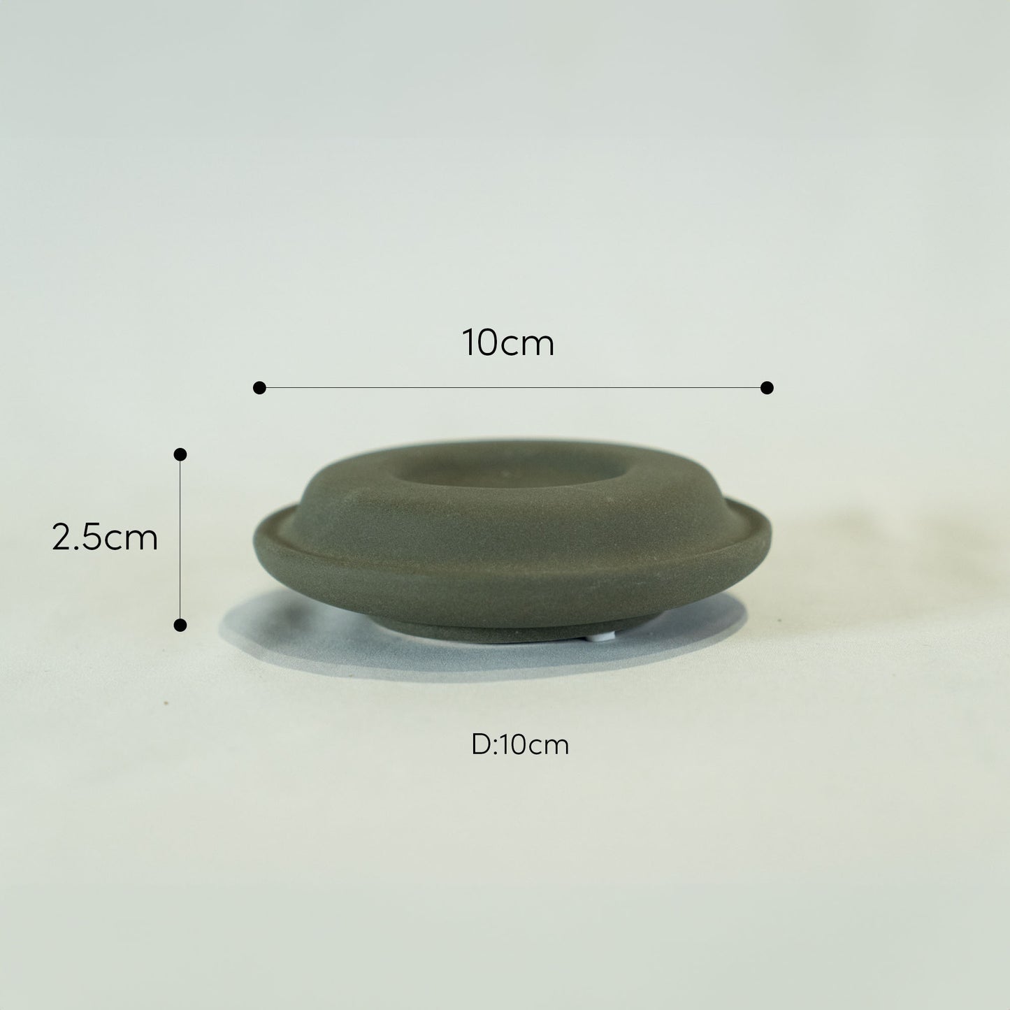 シンプルデザイン キャンドルホルダー 「WINDOW LANTERN BASE CANDLE HOLDER」 セラミック製 ミニマル