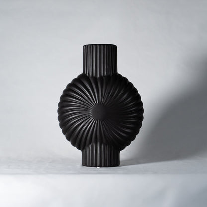 Monotone stylish flower vase "LAMBERT VASE" ceramic vase minimalist